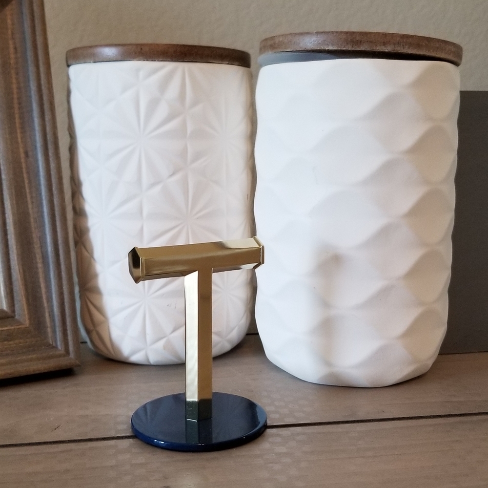 Ring holder - Picture 2 of 4
